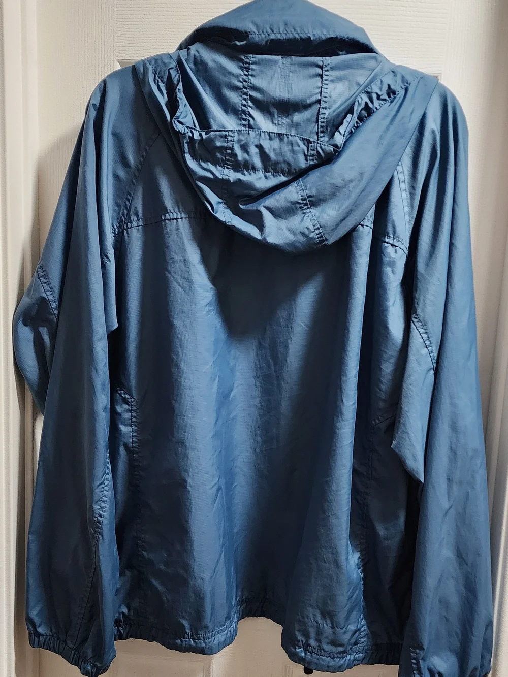 L.L. Bean Men's Slate Blue Lightweight Hooded Jacket